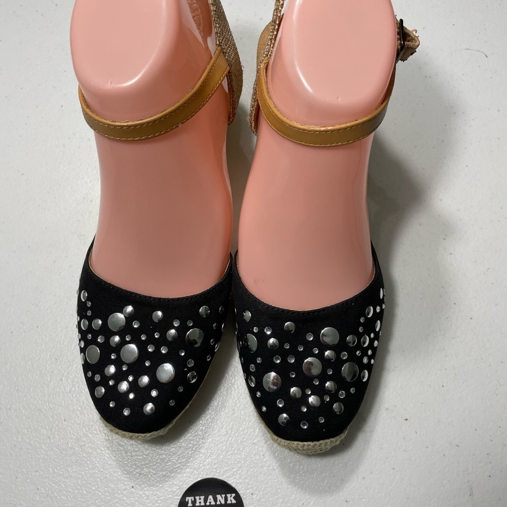 White Mountain Black Studded Espadrilles 8.5M SB-K